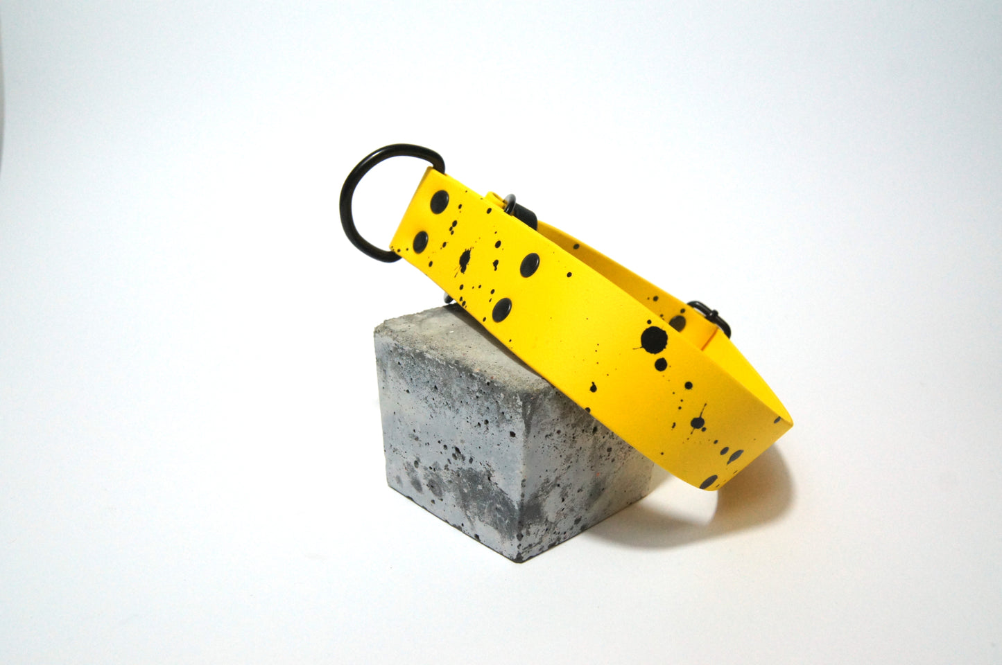 Black Alta BIOTHANE collar